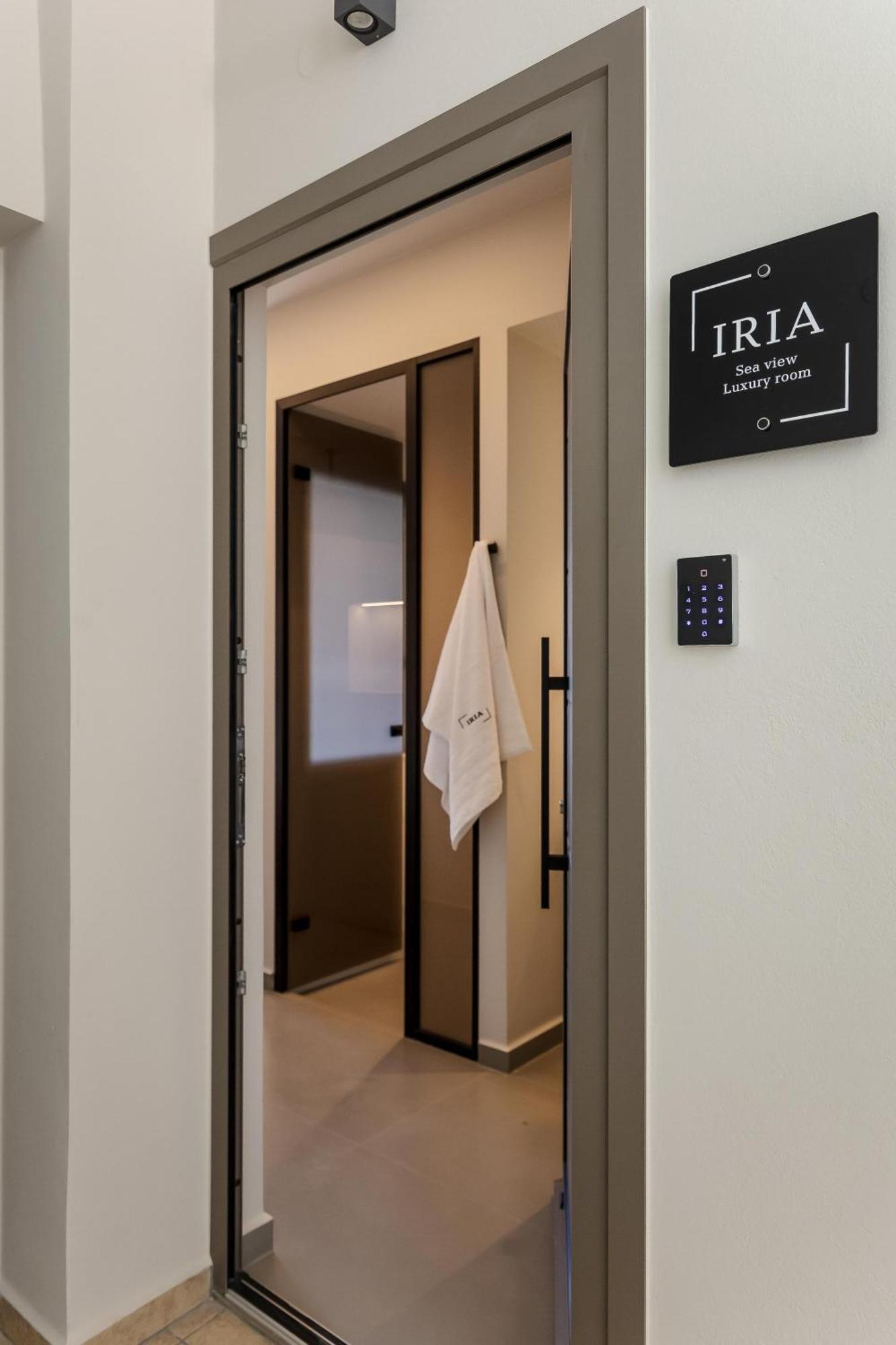 Iria Sea View Room Kolymbari Exterior photo
