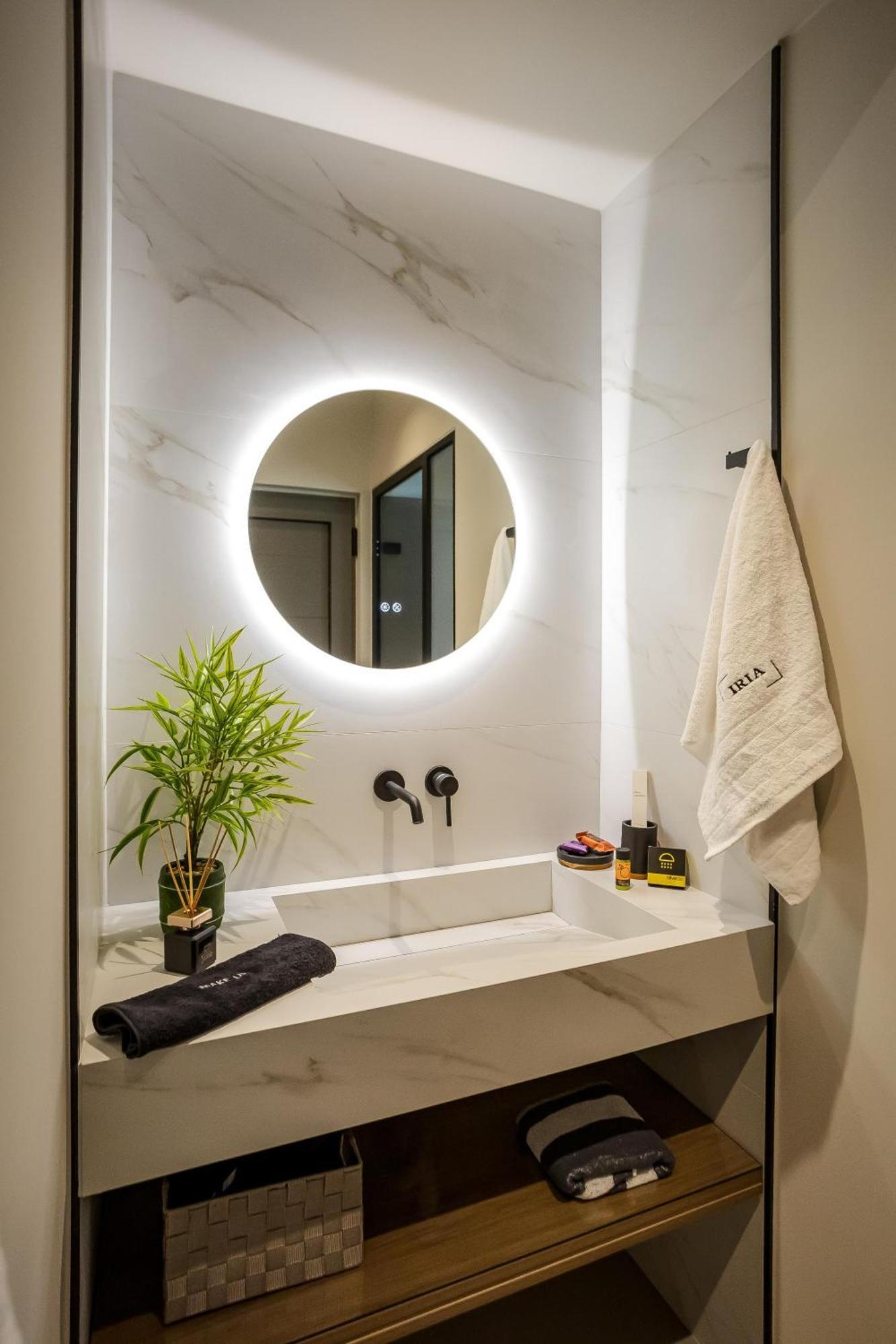 Iria Sea View Room Kolymbari Exterior photo