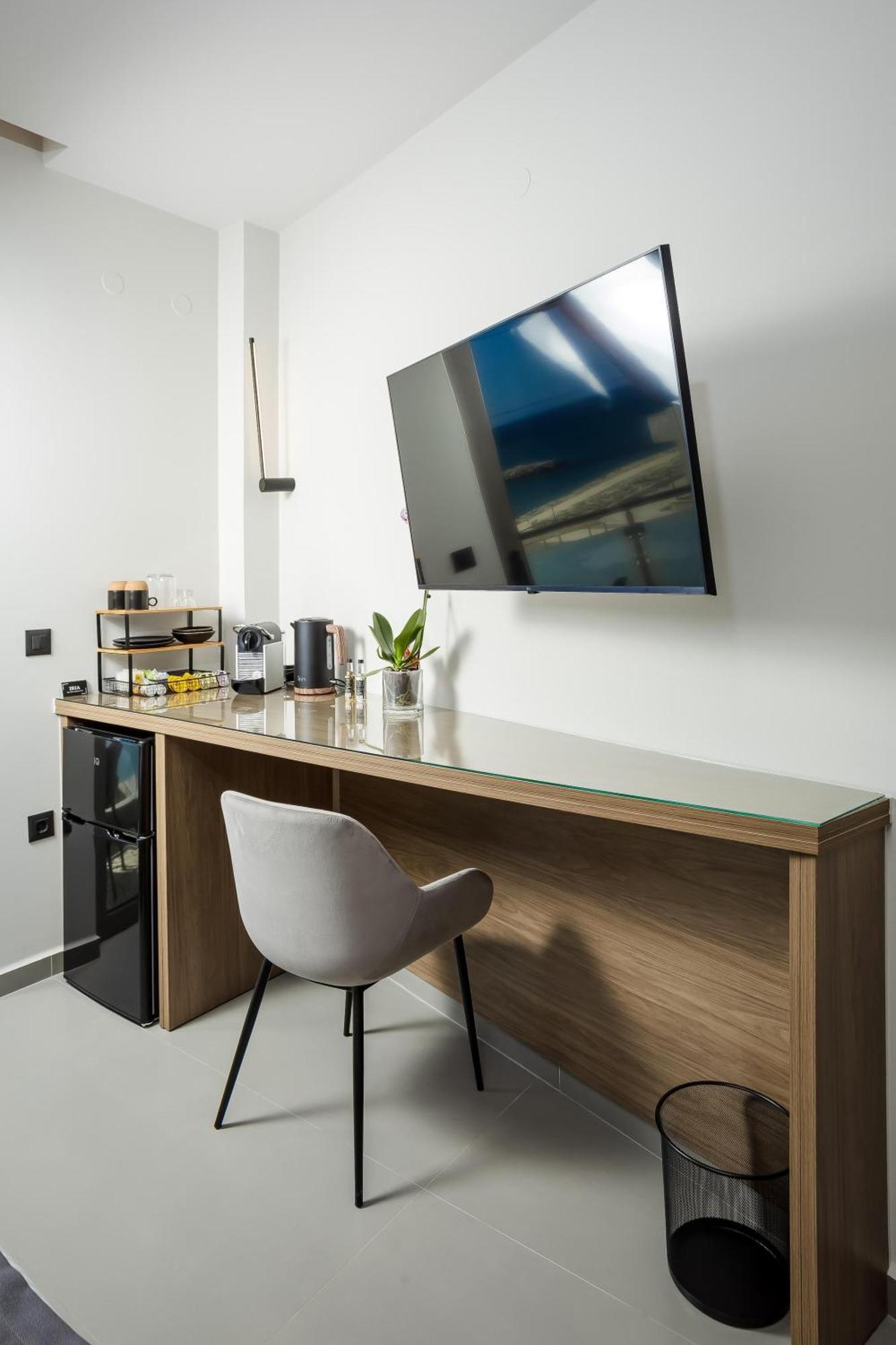 Iria Sea View Room Kolymbari Exterior photo