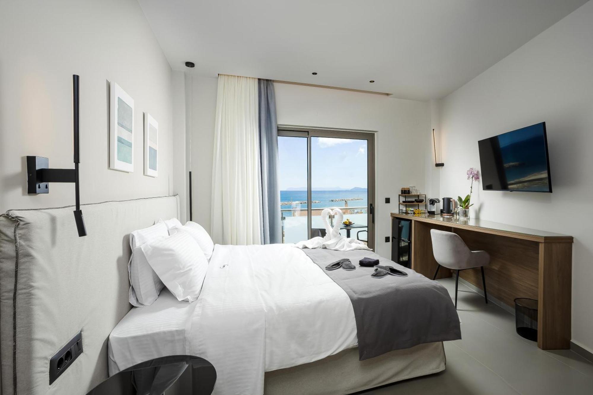 Iria Sea View Room Kolymbari Exterior photo