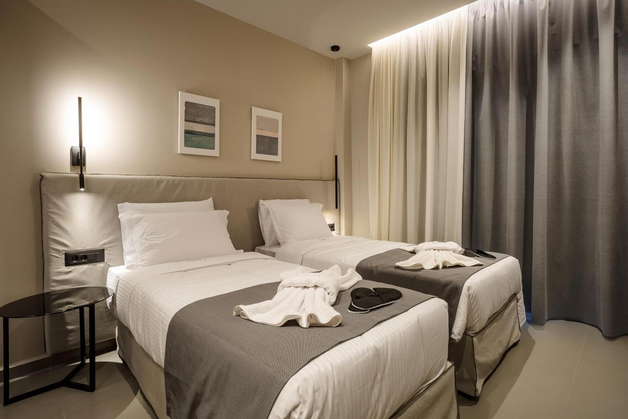 Iria Sea View Room Kolymbari Exterior photo